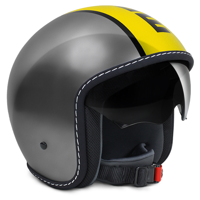 Casco Momo Design Blade